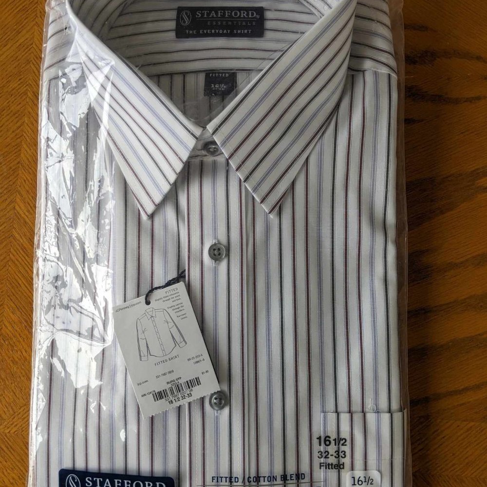 NEW Men's dress shirt striped size 16 1/2 32-33